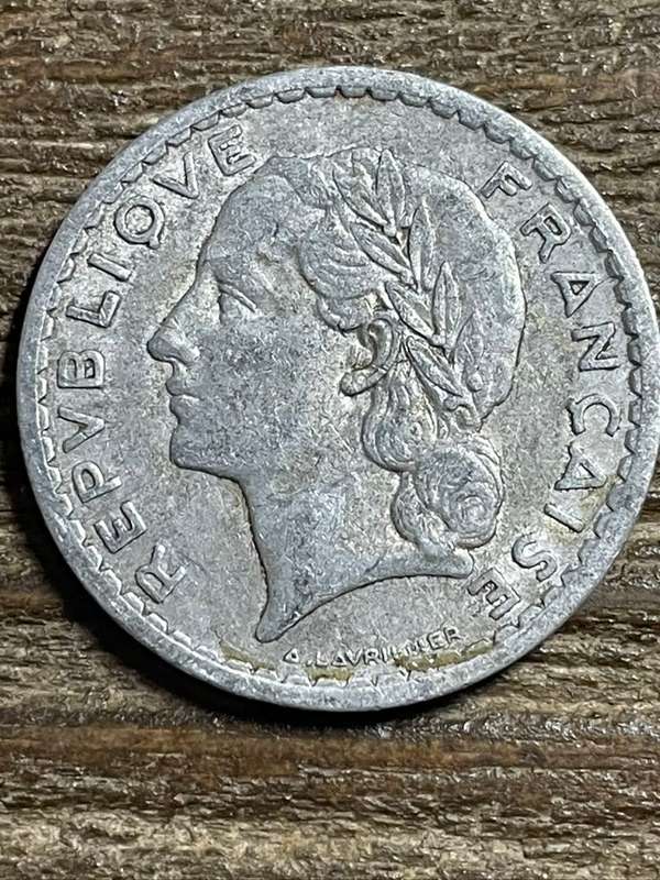 1949 *** French 5 Franc *** Aluminium large coin