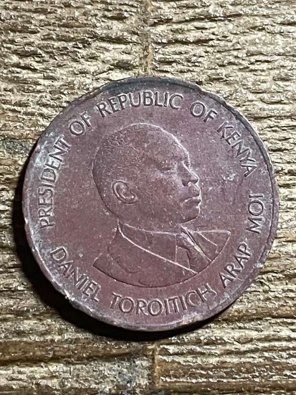 1991 *** Kenya 5c *** vf