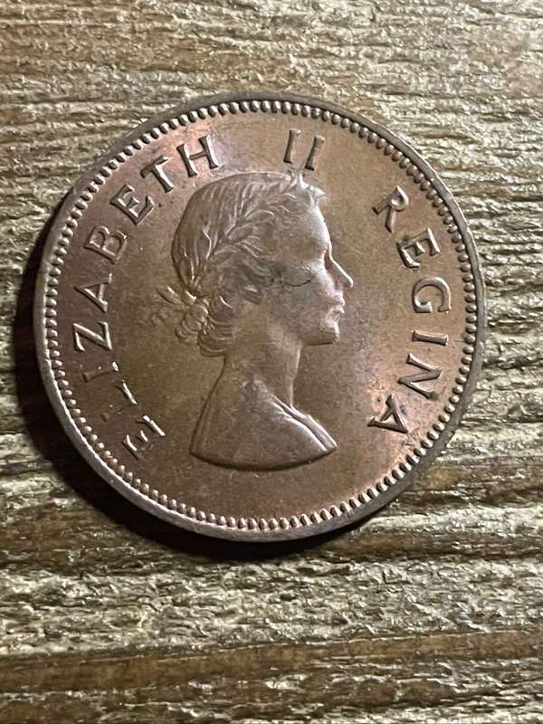 1960 *** 1/2 Penny *** Unc dealer stock