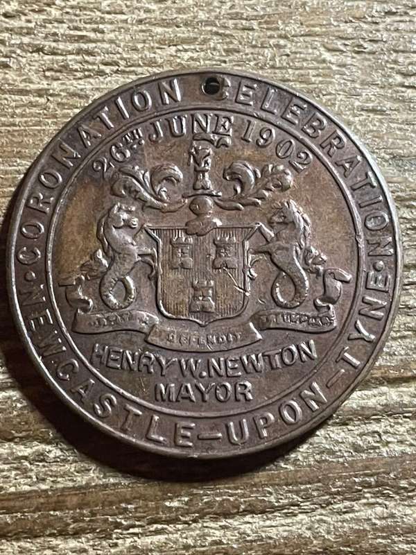 1902 *** Newcastle Coronation *** 3d medal unc?