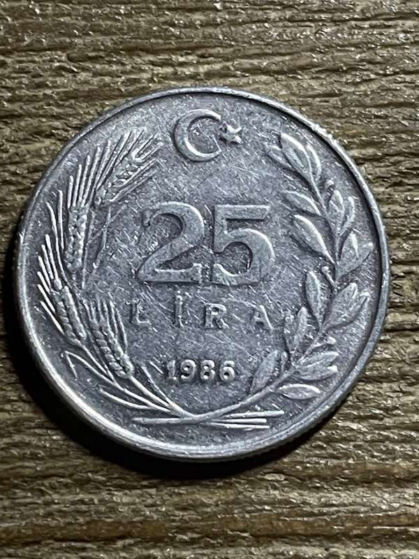 1986 *** turkey 25 lira *** a/unc  please see pictures