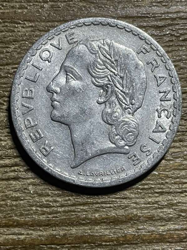 1947 *** French 5 Franc *** Aluminium coin