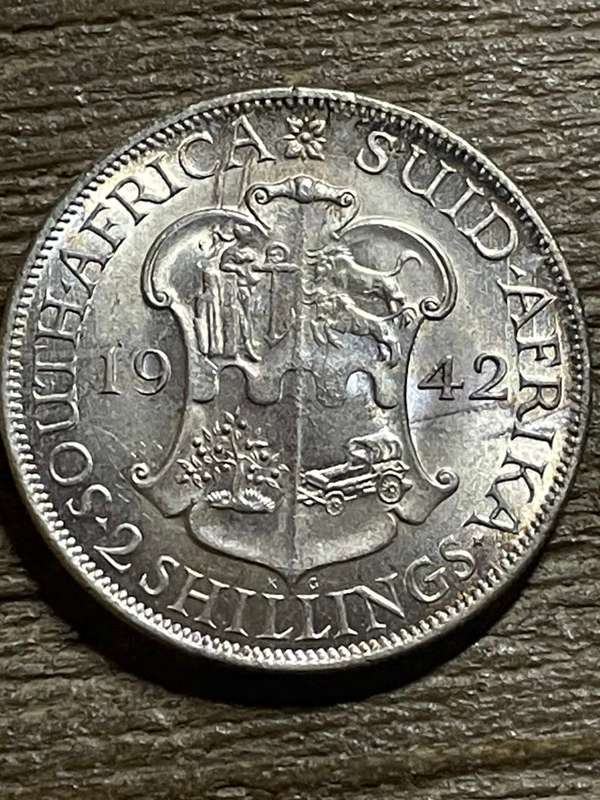 1942 *** 2 Shilling *** Unc dealer stock
