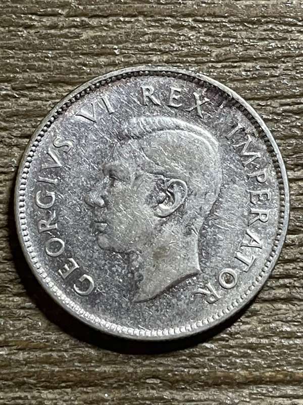 1945 *** 2 Shilling *** a/unc  please see pictures