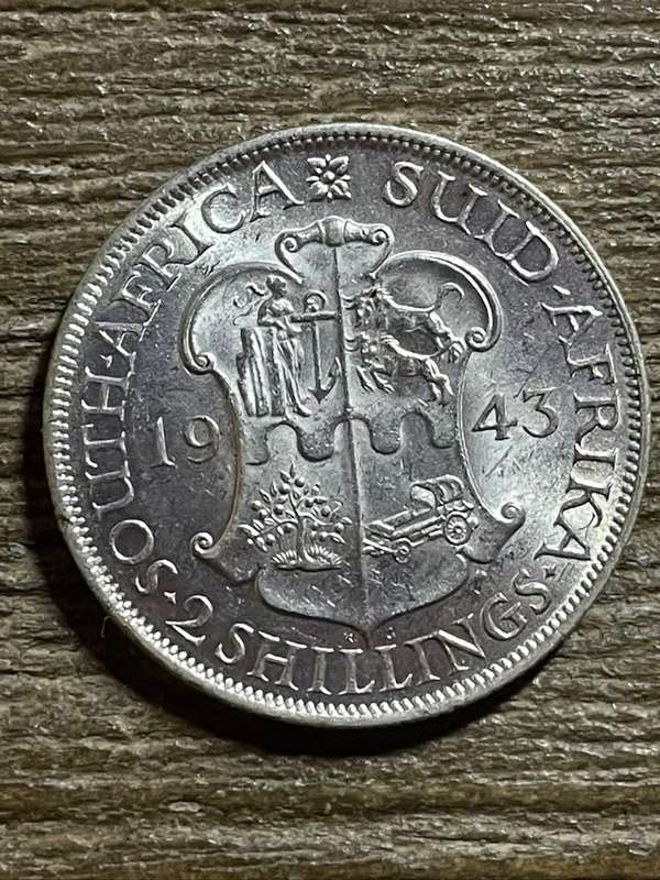 1943 *** 2 Shilling *** looks unc