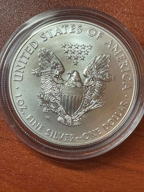 2012 *** Eagle 1 oz silver  *** best priced on bob