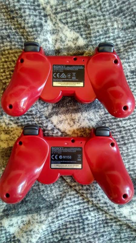 GENUINE PLAYSTATION 3 DUALSHOCK WIRELESS CONTROLLER (RED) - LIKE NEW!!!!