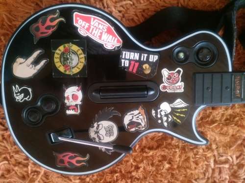 GUITAR HERO III GUITAR + GAME BUNDLE FOR XBOX 360 CONSOLES