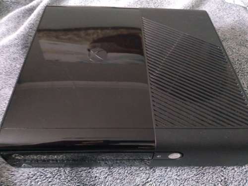 XBOX 360 SLIM CONSOLE ONLY