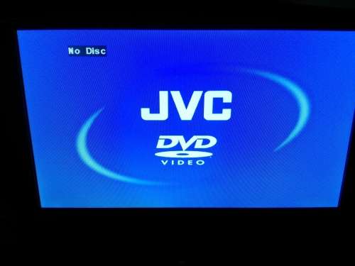 JVC PV-900 PORTABLE DVD PLAYER - LIKE NEW!