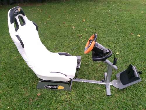PLAYSEAT EVOLUTION WHITE RACING SEAT
