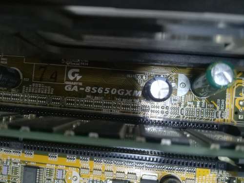 INTEL S478 MOTHERBOARD + INTEL CELERON 2.0GHZ CPU+ 256MB MEMORY BUNDLE