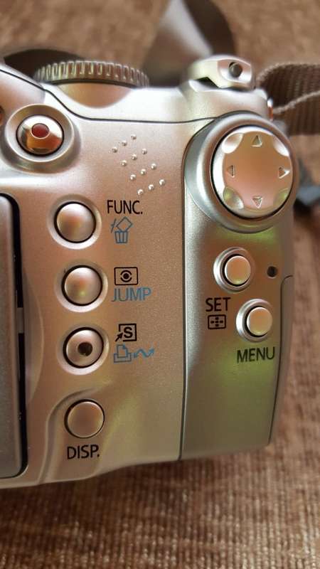 CANON POWERSHOT S2 IS DIGITAL CAMERA - LIKE NEW!
