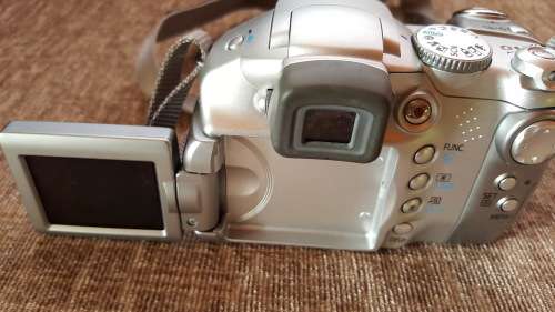 CANON POWERSHOT S2 IS DIGITAL CAMERA - LIKE NEW!