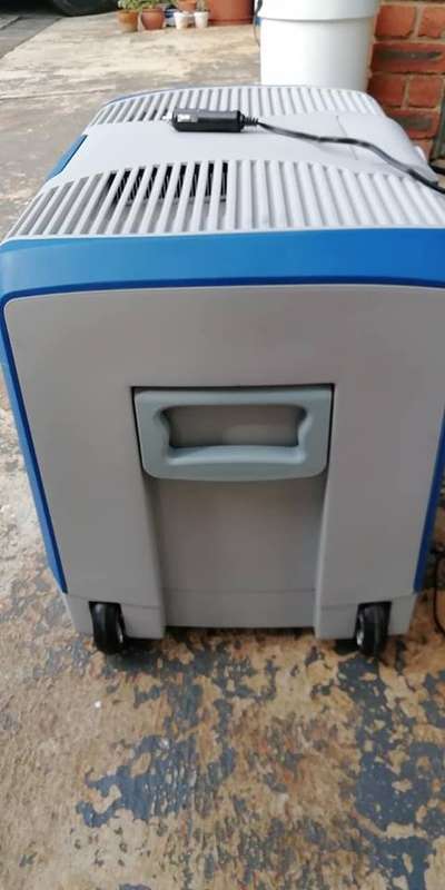 CAMPMASTER 40L THERMO ELECTRIC COOLER