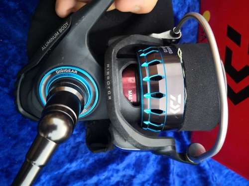 DAIWA SALTIST 5000 SPINNING/GRINDER REEL