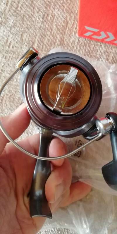 DAIWA CROSSFIRE 2500 3BI SPINNING/GRINDER REEL