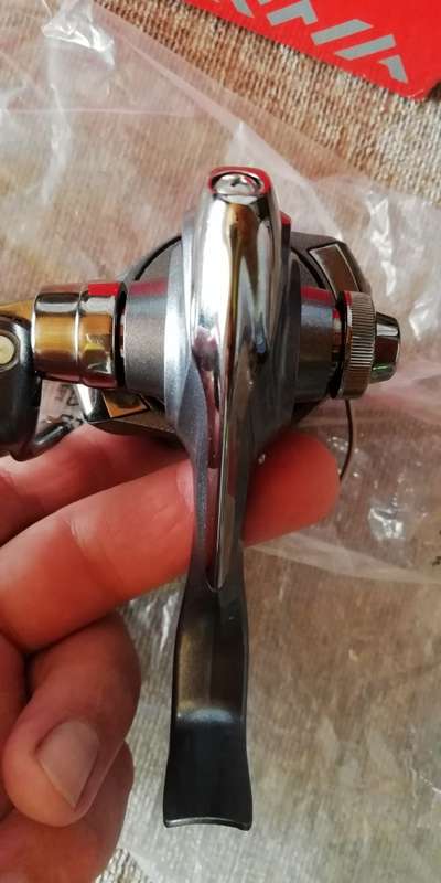 DAIWA CROSSFIRE 2500 3BI SPINNING/GRINDER REEL