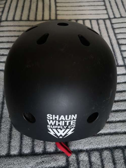 SHAUN WHITE SUPPLY CO. HELMET (S/M)