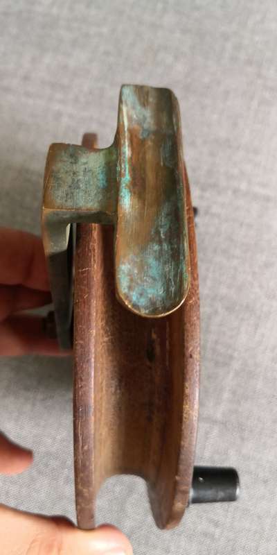 VINTAGE 6" KP/SCARBOROUGH FISHING REEL