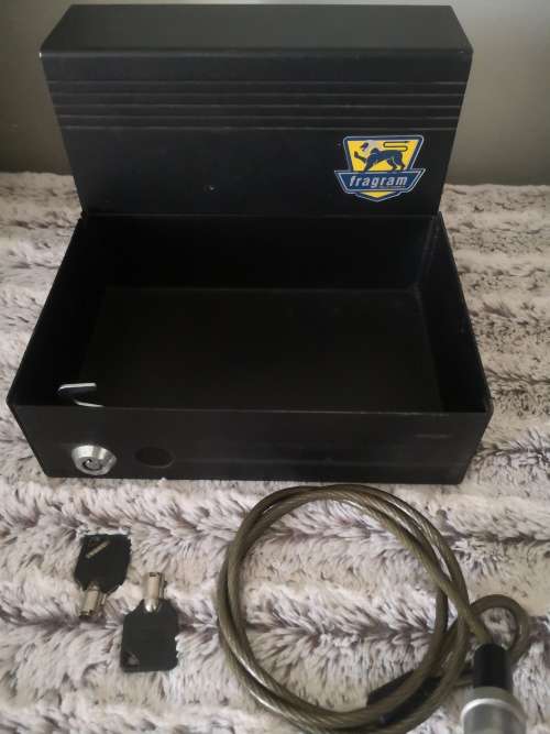 PORTABLE CAR SAFE