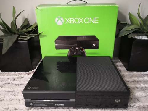 XBOX ONE CONSOLE ONLY - NO ACCESSORIES