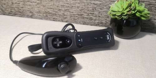 GENUINE NINTENDO WII CONTROLLER+ NUNCHUCK COMBO