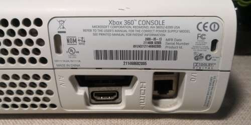 XBOX 360 CONSOLE (for spares or repairs)