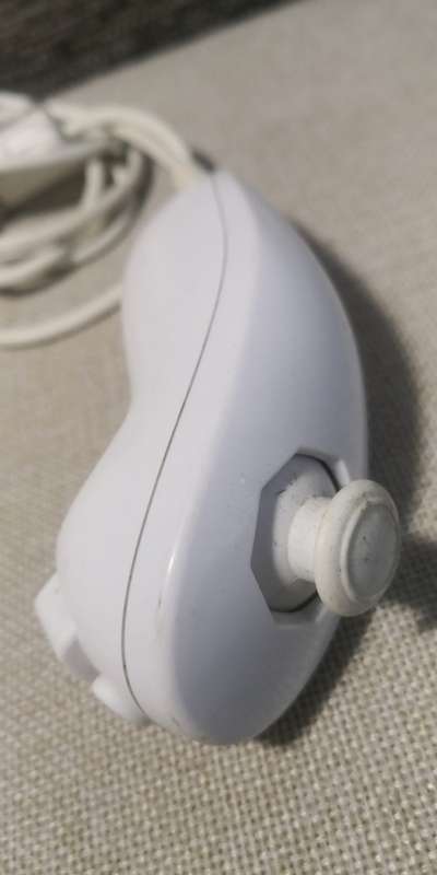GENUINE NINTENDO WII CONTROLLER+ NUNCHUCK COMBO