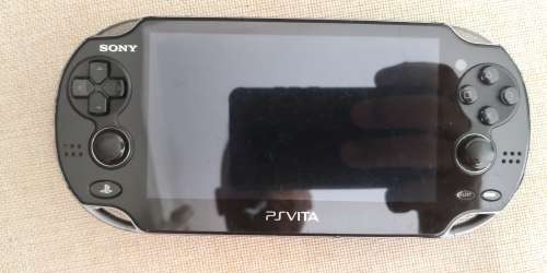 PS VITA (WIFI  PCH-1004) CONSOLE