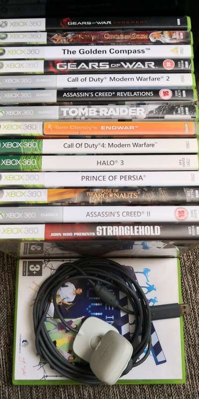 XBOX 360  CONSOLE WITH 15 GAMES