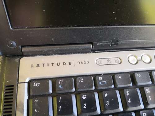 DELL Latitude D630 laptop (for spares/repairs)