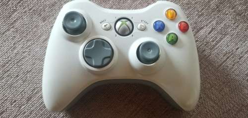 Original Microsoft Xbox 360 Wireless Controller