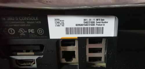 XBOX 360 Slim Console only (parental code lock!)