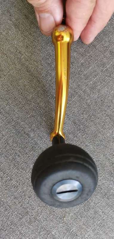 Penn Slammer III 8500 handle