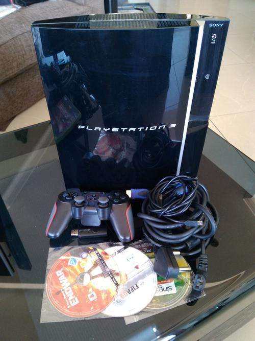 PLAYSTATION 3 CONSOLE WITH 3 GAMES AND 3 MONTHS WARRANTY
