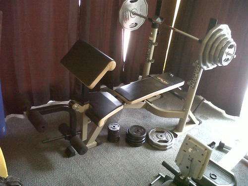 Trojan muscle craft bench (optional barbell set)