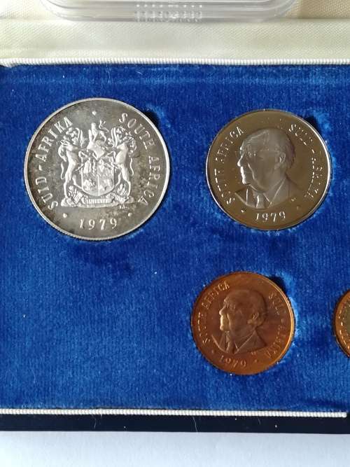 1931 Penny!! Ultra rare!!+ Silver 1979 Proof set!Weekend Auction. From R1.