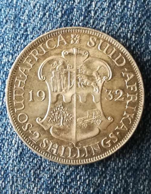 1932 2 Shilling!! Rare!! Excellent Collectors Item!! Snap Friday from R1!!