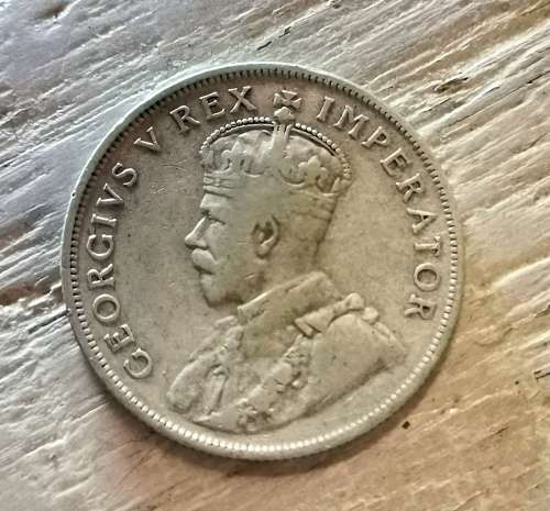 1933 2 shilling!! RARE!!Exellent Collectors item!!Weekend Special Auction!!