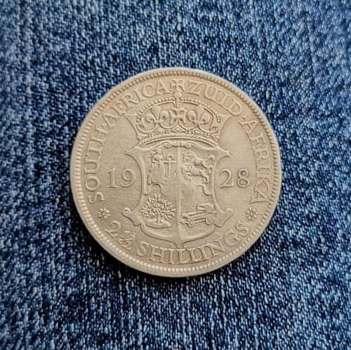 1928!! 2.1/2 Shilling!! Ultra Rare!! R1-Start!! Exellent Collectors item!!
