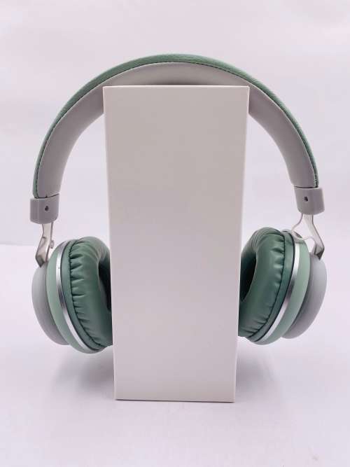 M670 headphones