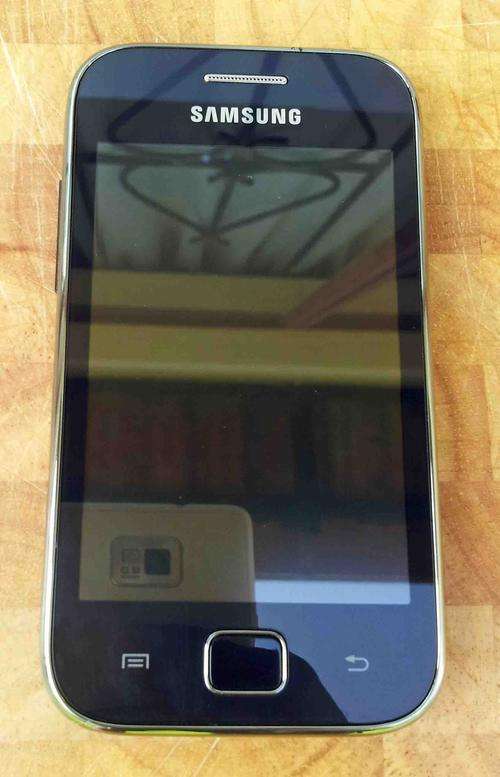 Samsung Galaxy Ace Advance S6800