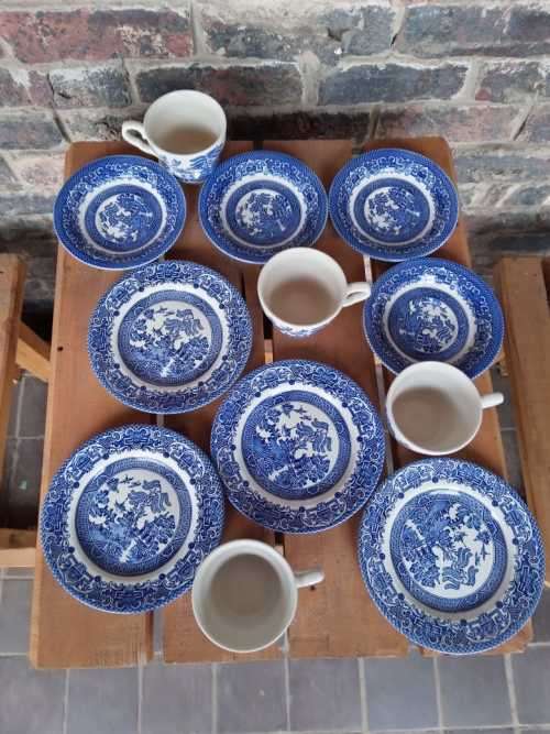 Vintage 12 piece  Blue and White English Ironstone tea set with side plates `Old Willow`