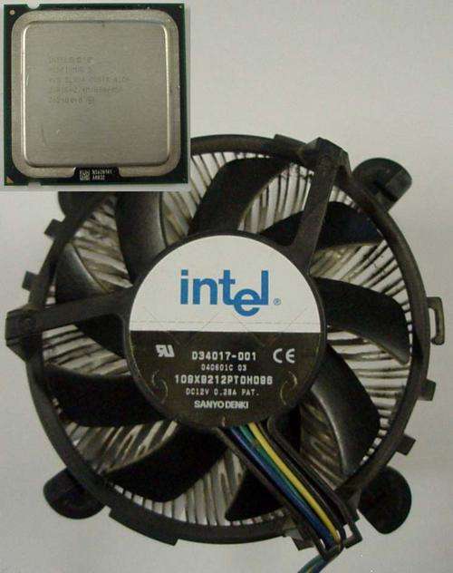 Intel Pentium D 915 SL9DA Dual Core 2.8Ghz CPU and stock cooler (heatsink and fan)