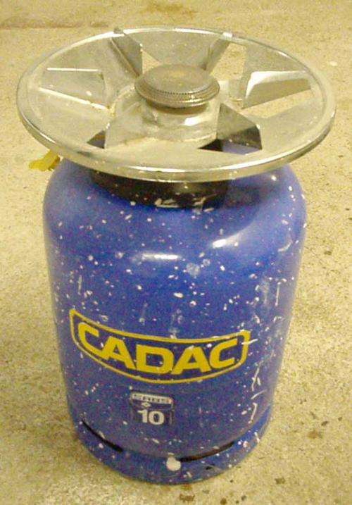 No. 10 Gas cylinder and cooker