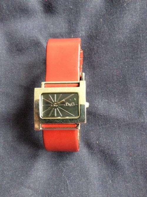 DOLCE & GABBANA VINTAGE WORKING WATCH  - FREE SHIPPING