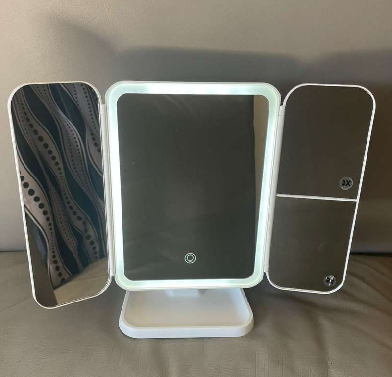 Makeup Vanity Mirror LED Lighted Portable 3x & 2x