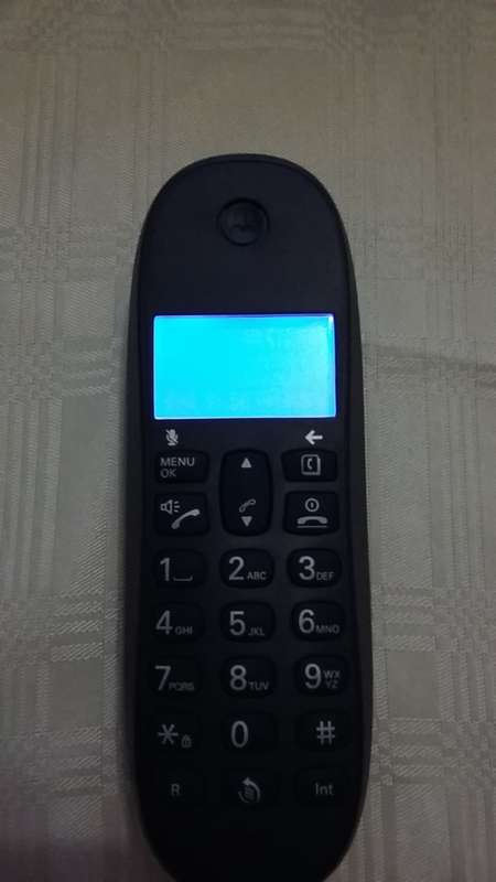 Motorola C1001LB cordless telephone