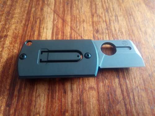 Spyderco Dog Tag